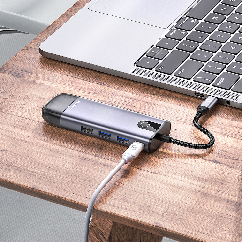 هاب 8 پورت USB-C مک دودو مدل MC-HU-7730