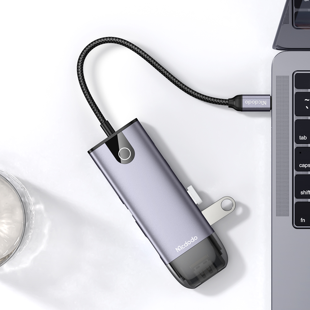 هاب 10 پورت USB-C مک دودو مدل MC742